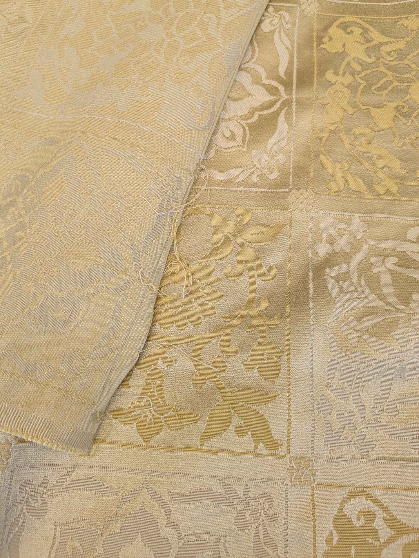 2y Scalamandre Plaid Check Damask Square Historic Art Deco Suzani Renaissance Silk Gold