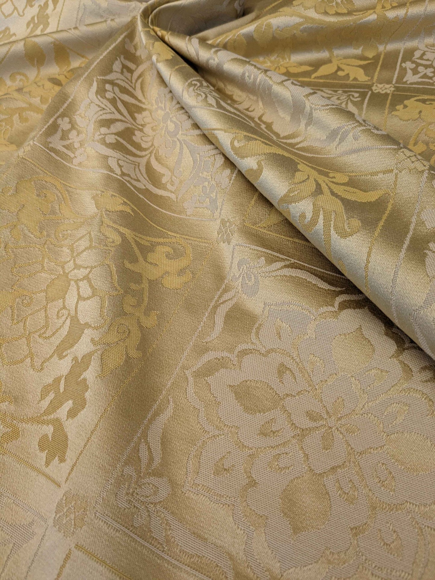 2y Scalamandre Plaid Check Damask Square Historic Art Deco Suzani Renaissance Silk Gold