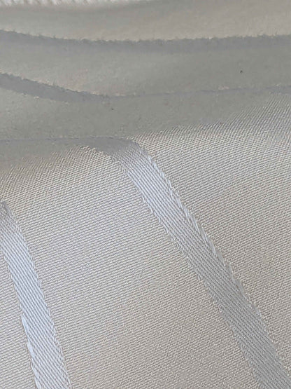 40"Length x 118" Width Lelievre Paris Trefle M1-Ivoire Damask Historic Jacquard Diamond Ogee Graphic White Cream Ivory Polyester