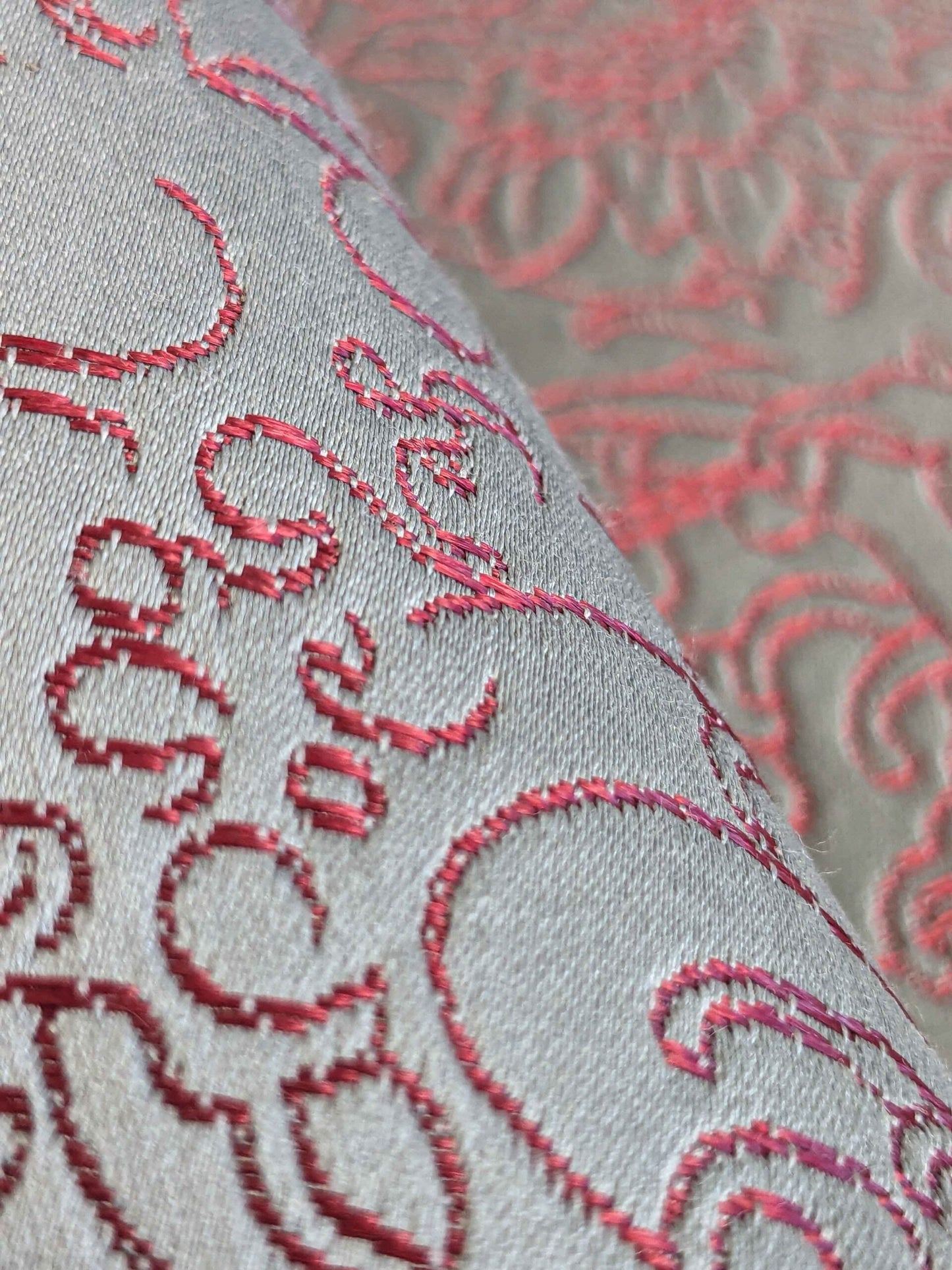 1 yard Jean Paul Gaultier Skin Nectar Polyester Cotton Animals Dragon Fish Abstract Art Deco Gray Red