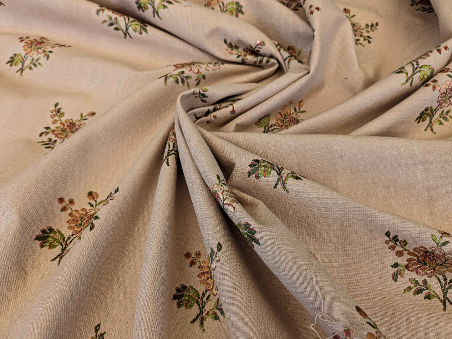 2y Scalamandre Floral Botanical French Court Stripe Pink Flower Beige Gray