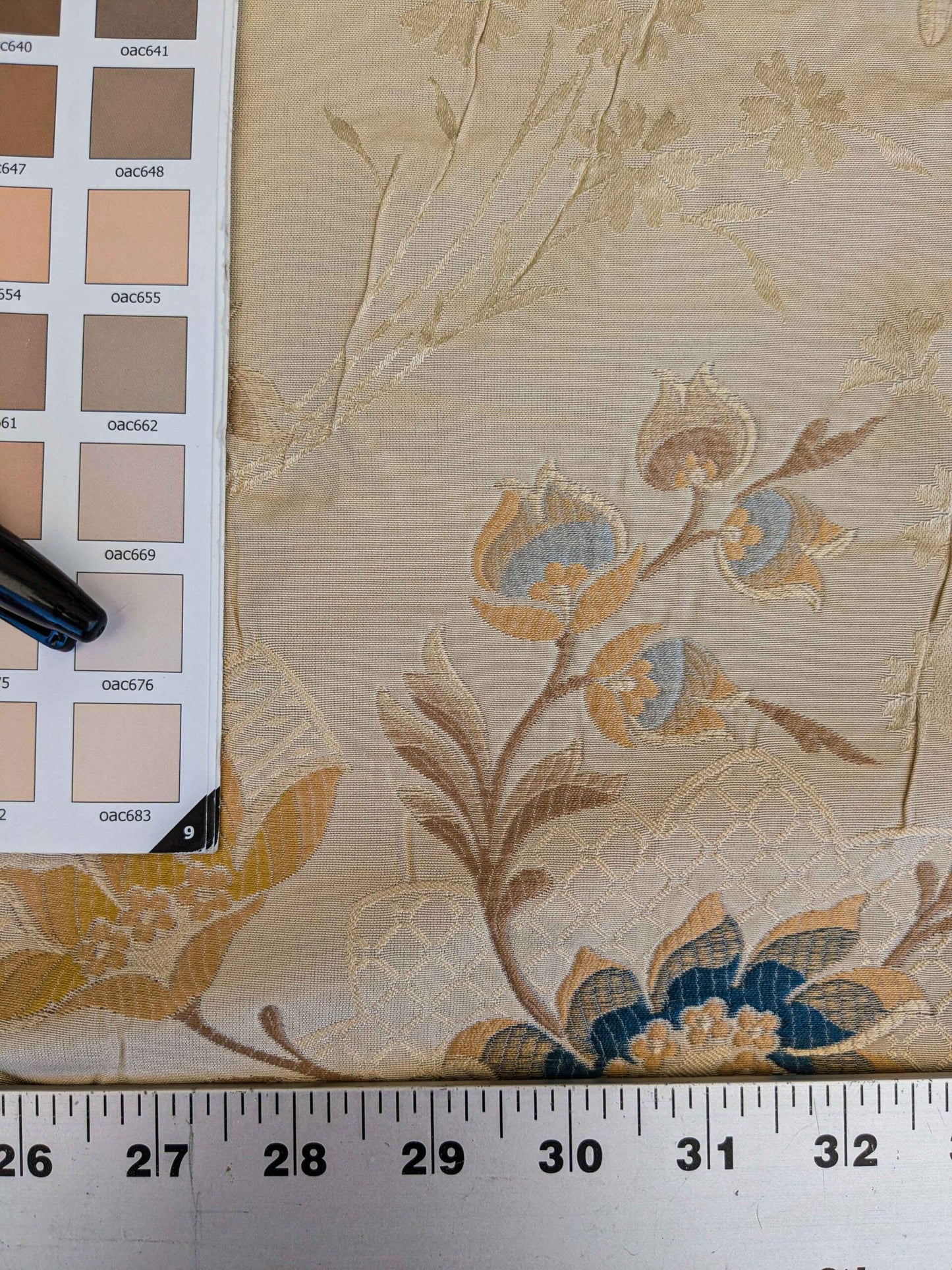 by yard Scalamandre Beige Blue Botanical Brown Grace Rose over Daisy Field Lampas