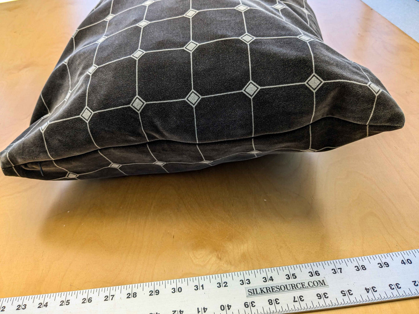 1 EV36 Scalamandre 2 Pieces Pillow Case only Black White Plaid Check Square Geometric 20"x20"