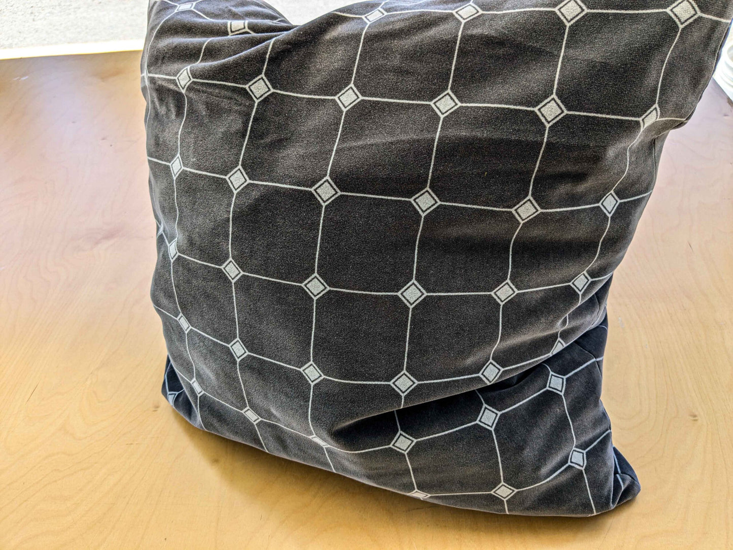 1 EV36 Scalamandre 2 Pieces Pillow Case only Black White Plaid Check Square Geometric 20"x20"