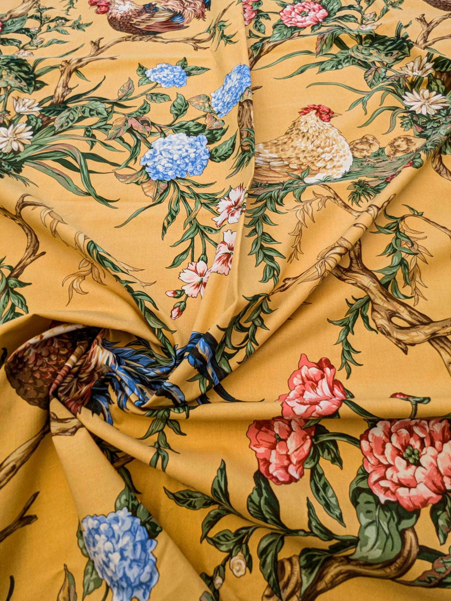 10 EV36 Scalamandre Chanticleer Mustard Cotton Yellow Rooster Chicken Country Bird Animal Botanical Foliage 1.2y x 53" MSRP USD 836/y