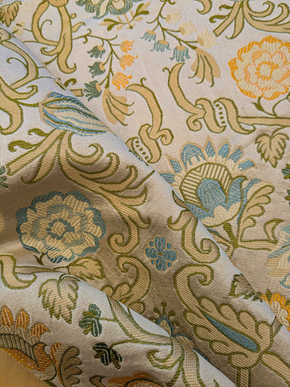 24 EV36 Tassinari and Chatel Joyeuse Creme Cut Velvet Linen Silk Beige Botanical Floral 25"x25"