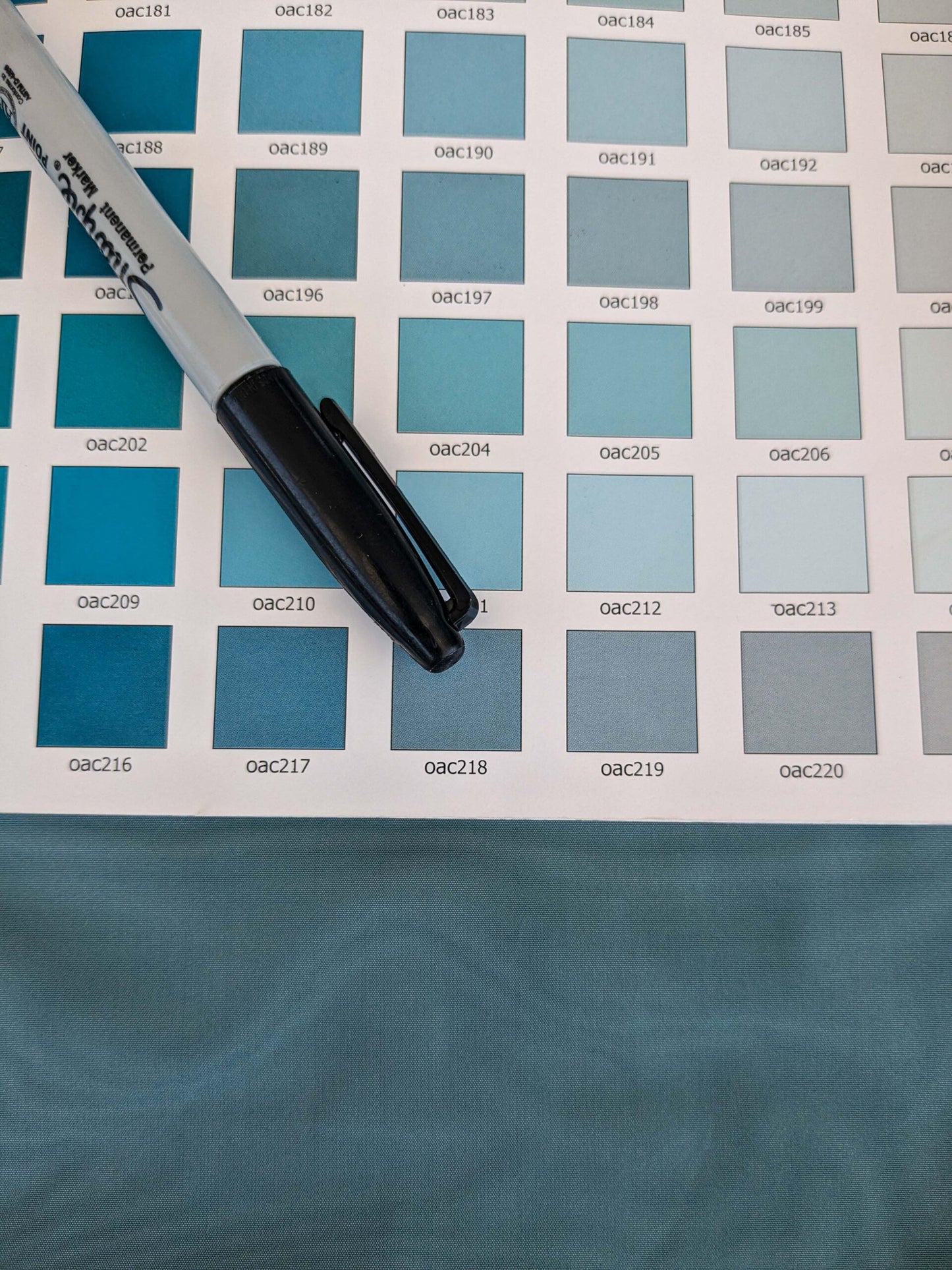 4 EV37 2.4yards Lelievre Paris Frenesie M1 Nattier Viscose Plain Blue