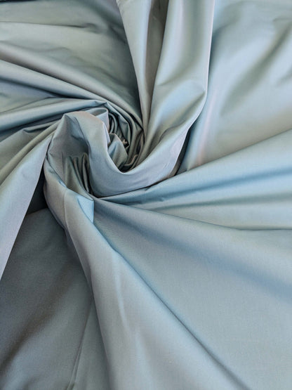 4 EV37 2.4yards Lelievre Paris Frenesie M1 Nattier Viscose Plain Blue