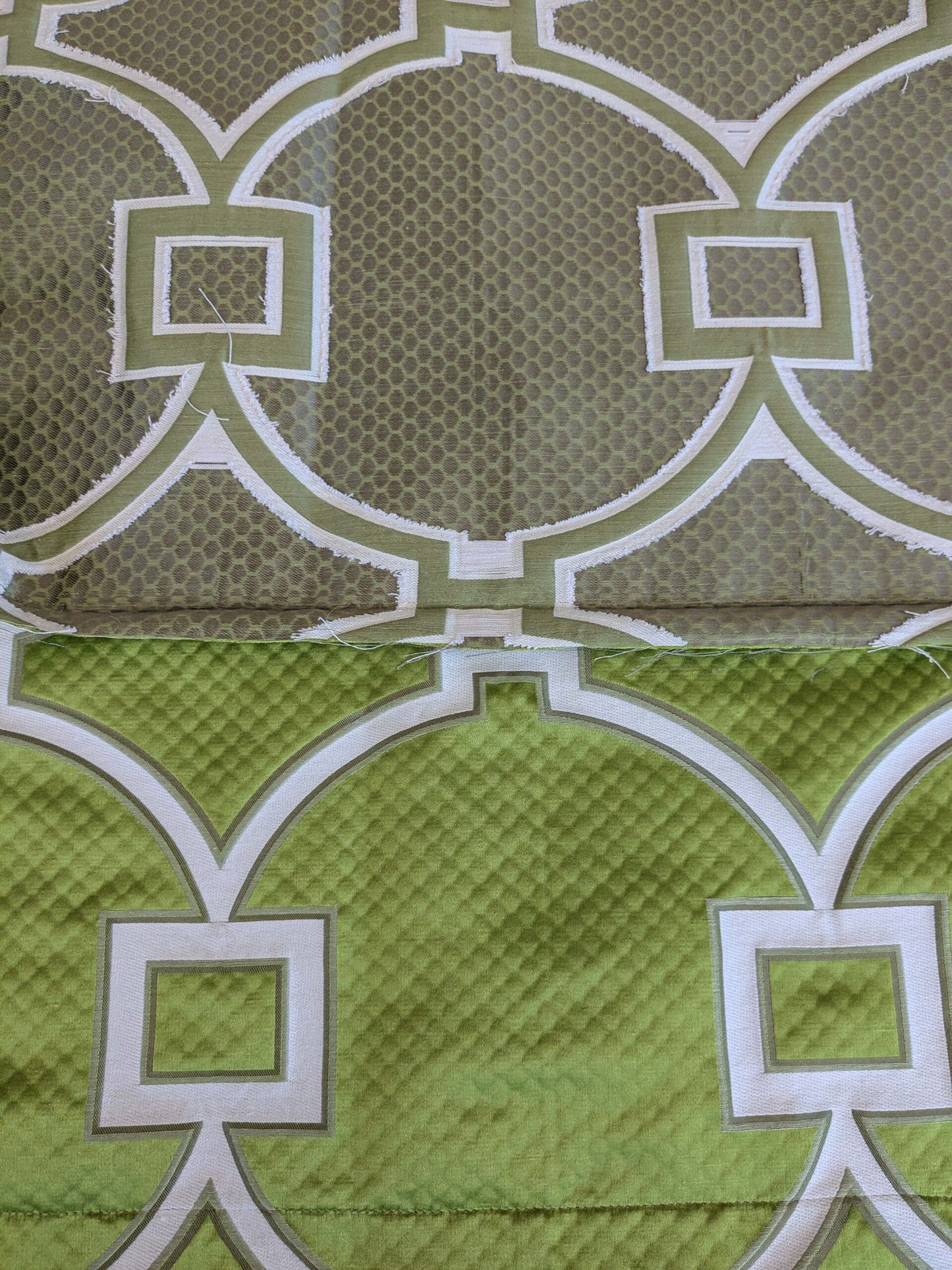 5 EV37 1.3 yards Scalamandre Circle Fret Absinthe Green Jacquard Fretwork Lattice MSRP USD264/y