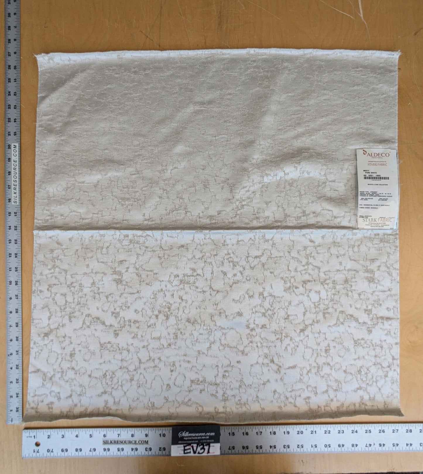 17 EV37 27" x 27" Aldeco Misty Pure White Abstract Small Jacquard