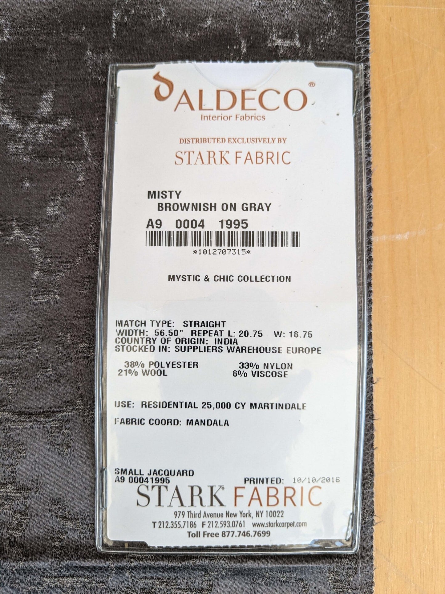 19 EV37 26" x 27" Aldeco Misty Brownish on Gray Abstract Small Jacquard