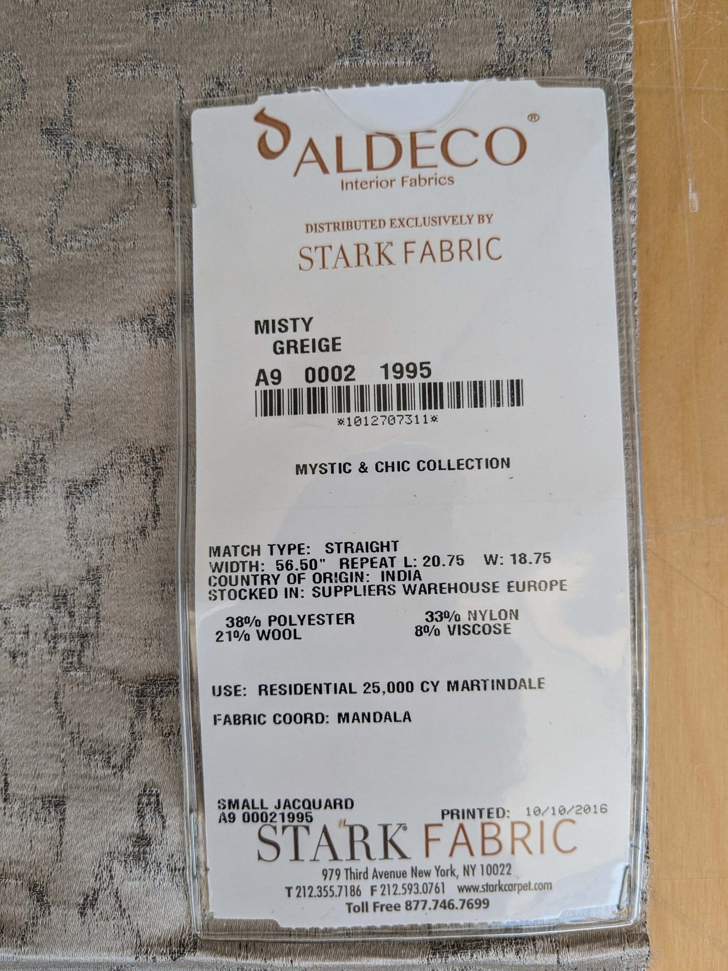 20 EV37 27" x 27" Aldeco Misty Greige Gray Abstract Small Jacquard