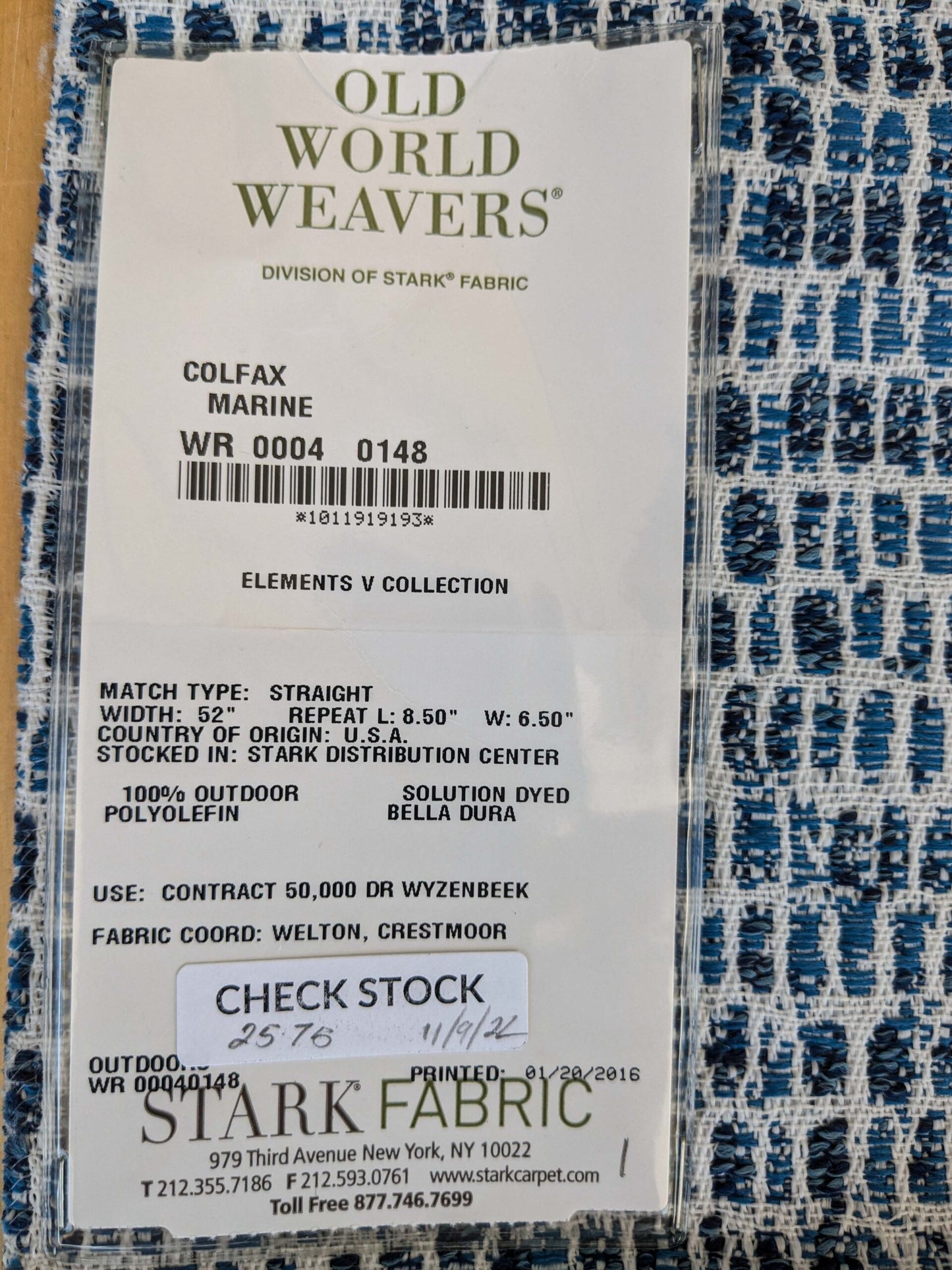24 EV37 26" x 26" Old World Weavers Colfax Marine Blue White Outdoor Small Scale Texture