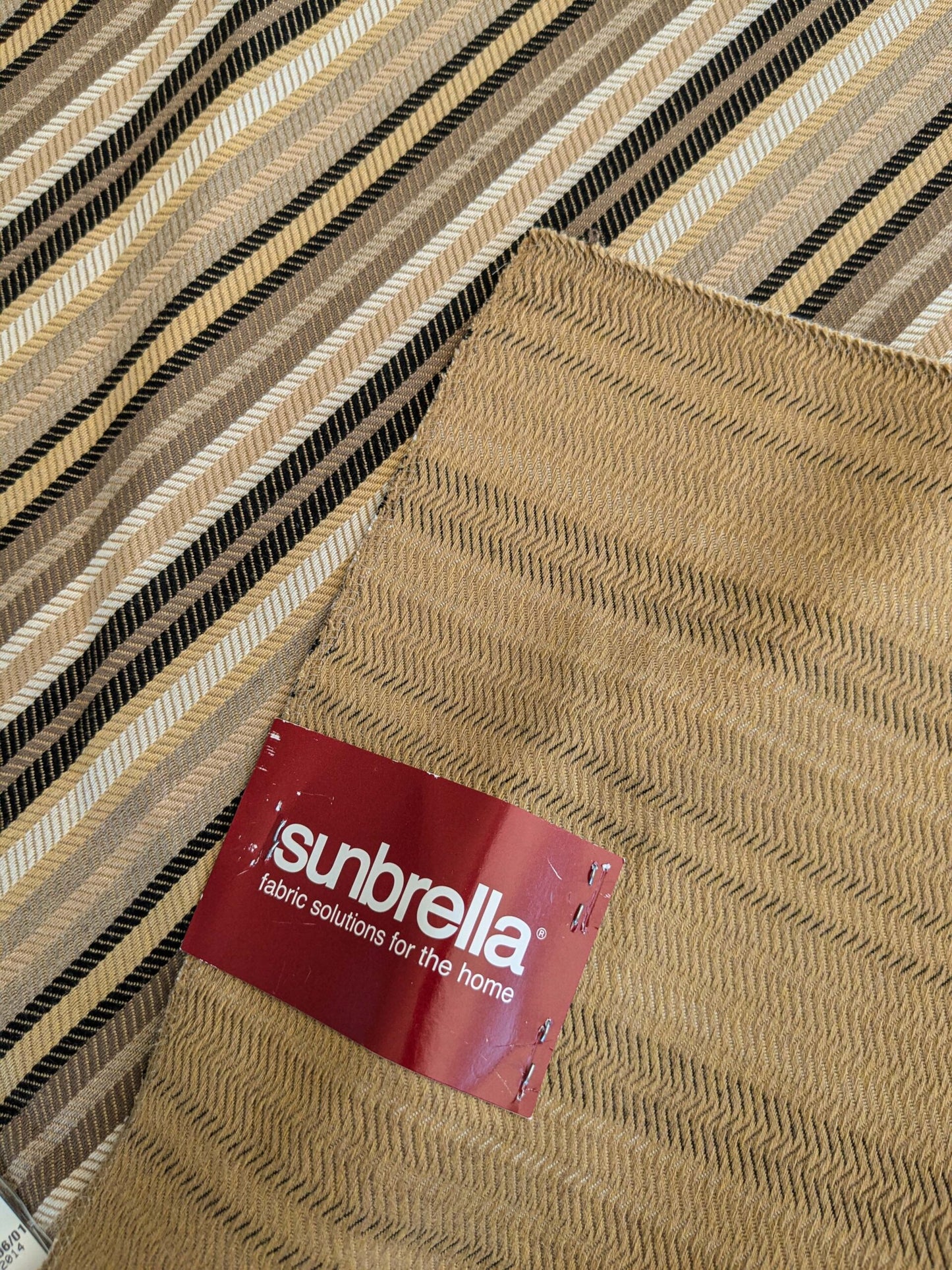 28 EV37 25" x 28" Old World Weavers Tortola Stripe Canyon Brown Outdoor Stripe