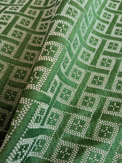 33 EV37 18" x 26" Scalamandre Diamante Matelasse Jade Green White Cotton Polyester Diamond MSRP USD298/y