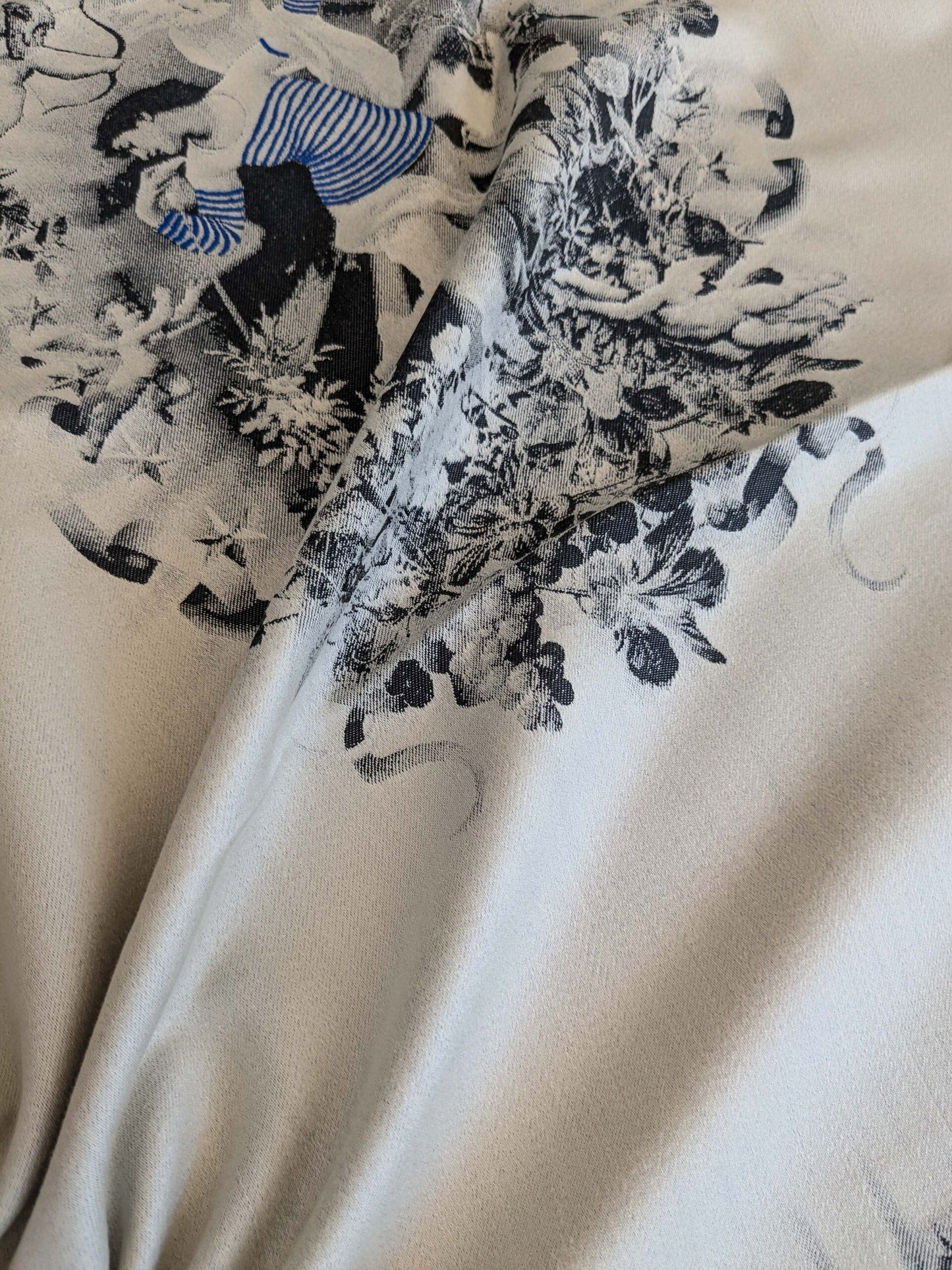 45 EV37 24" x 27" Jean Paul Gaultier Moussaillon Noir History Figurative Landscape