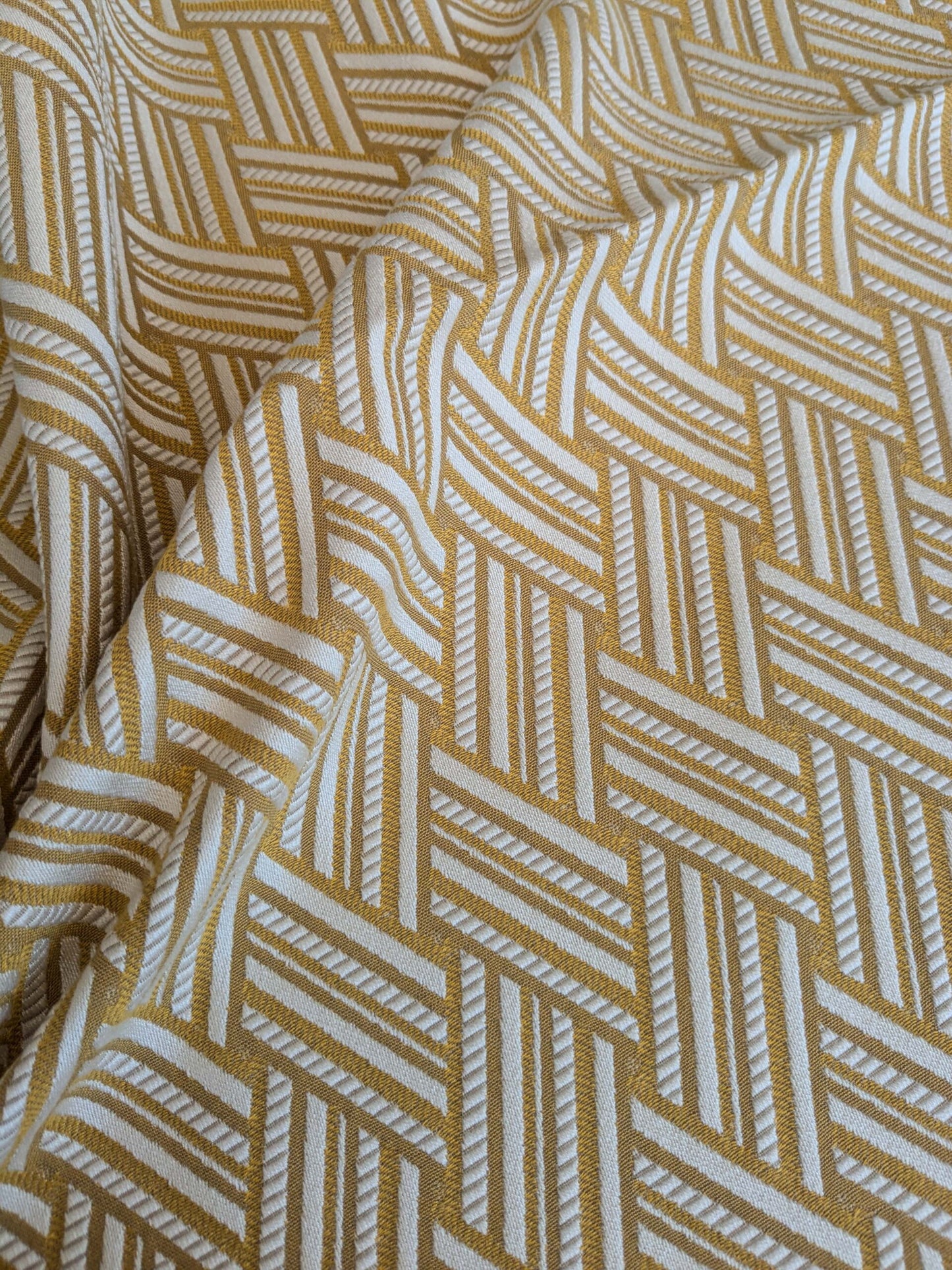 46 EV37 24" x 26" Lelievre Paris Vacoa Soleil Yellow White Diamond Ogee Viscose MSRP USD354/y