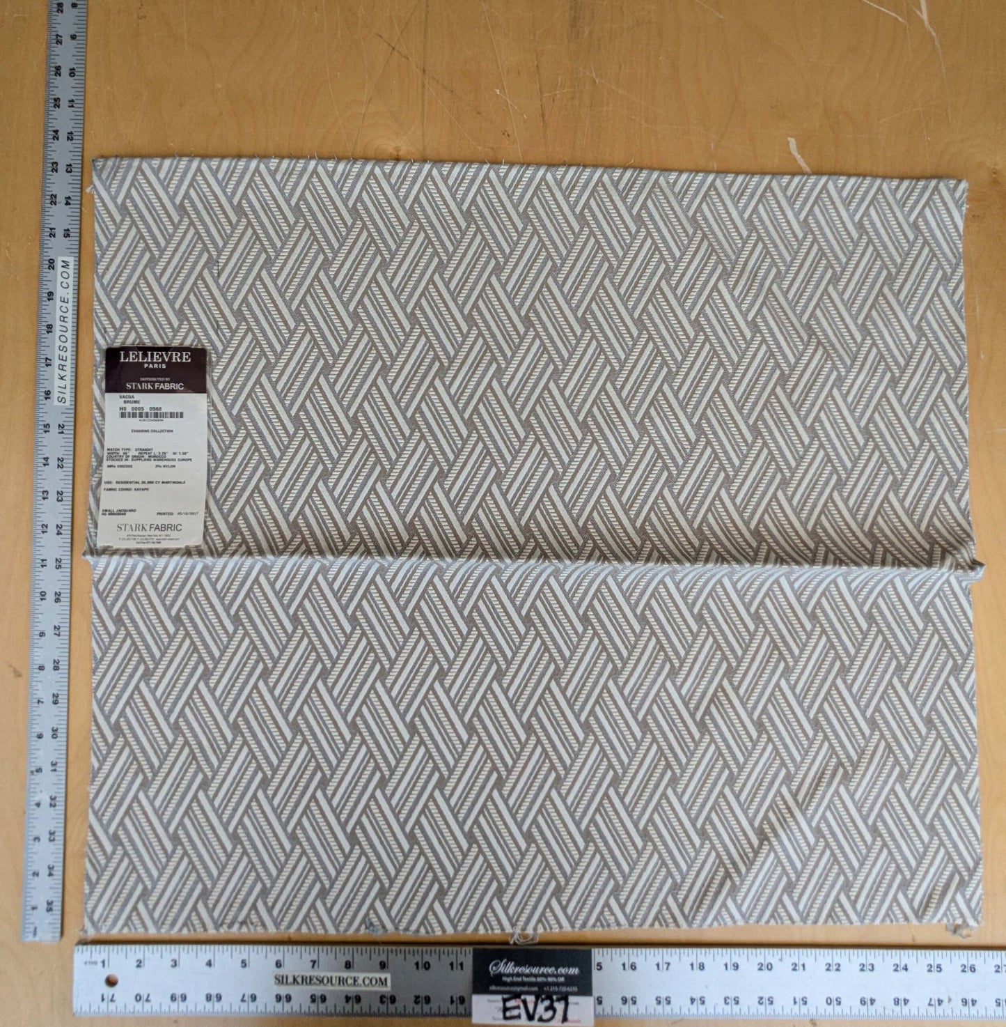 36 EV37 23" x 26" Lelievre Paris Vacoa Brume Gray Diamond Ogee Viscose MSRP USD354/y