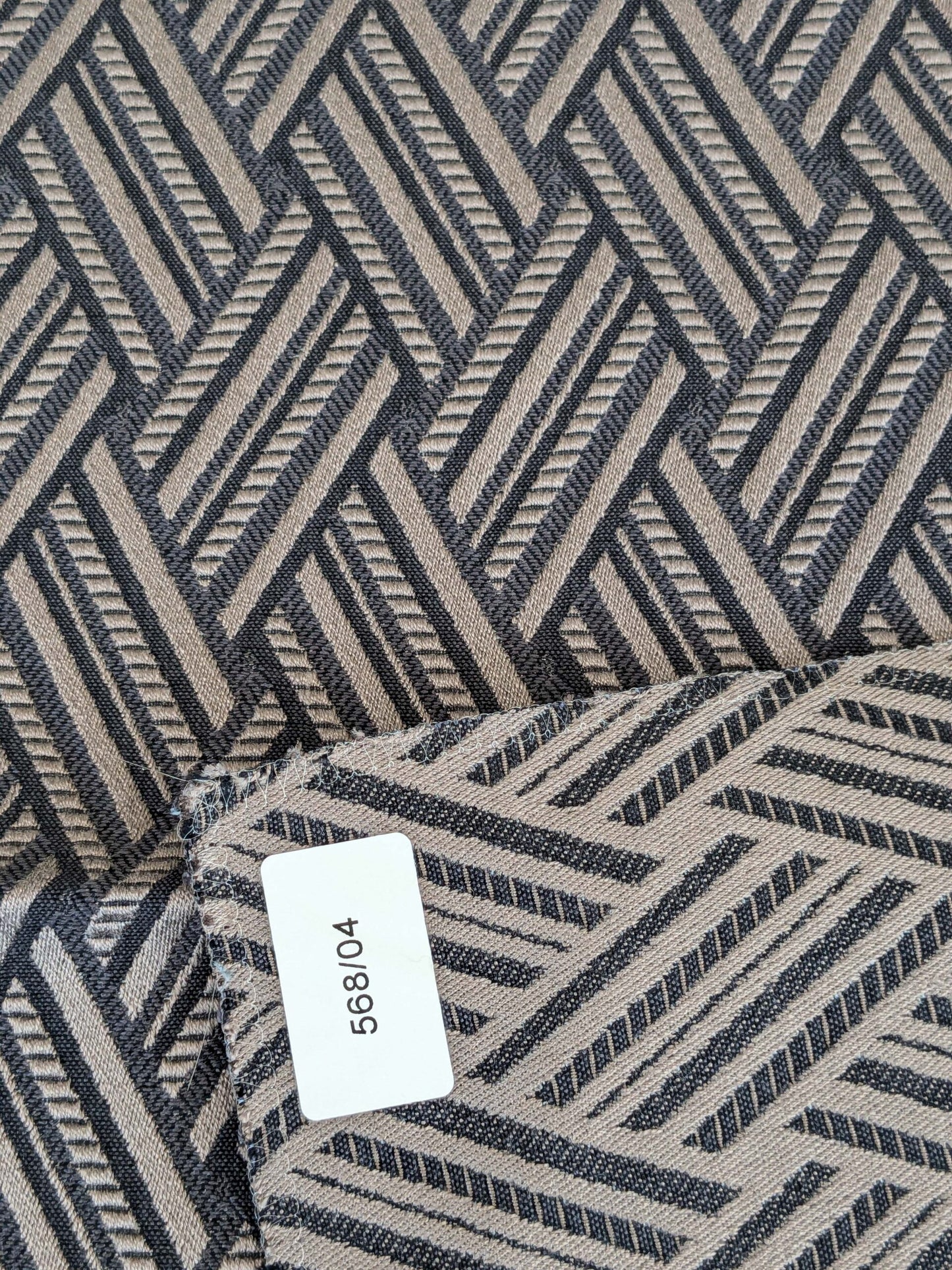 39 EV37 25" x 26" Lelievre Paris Vacoa Fusain Black Gray Diamond Ogee Viscose MSRP USD354/y