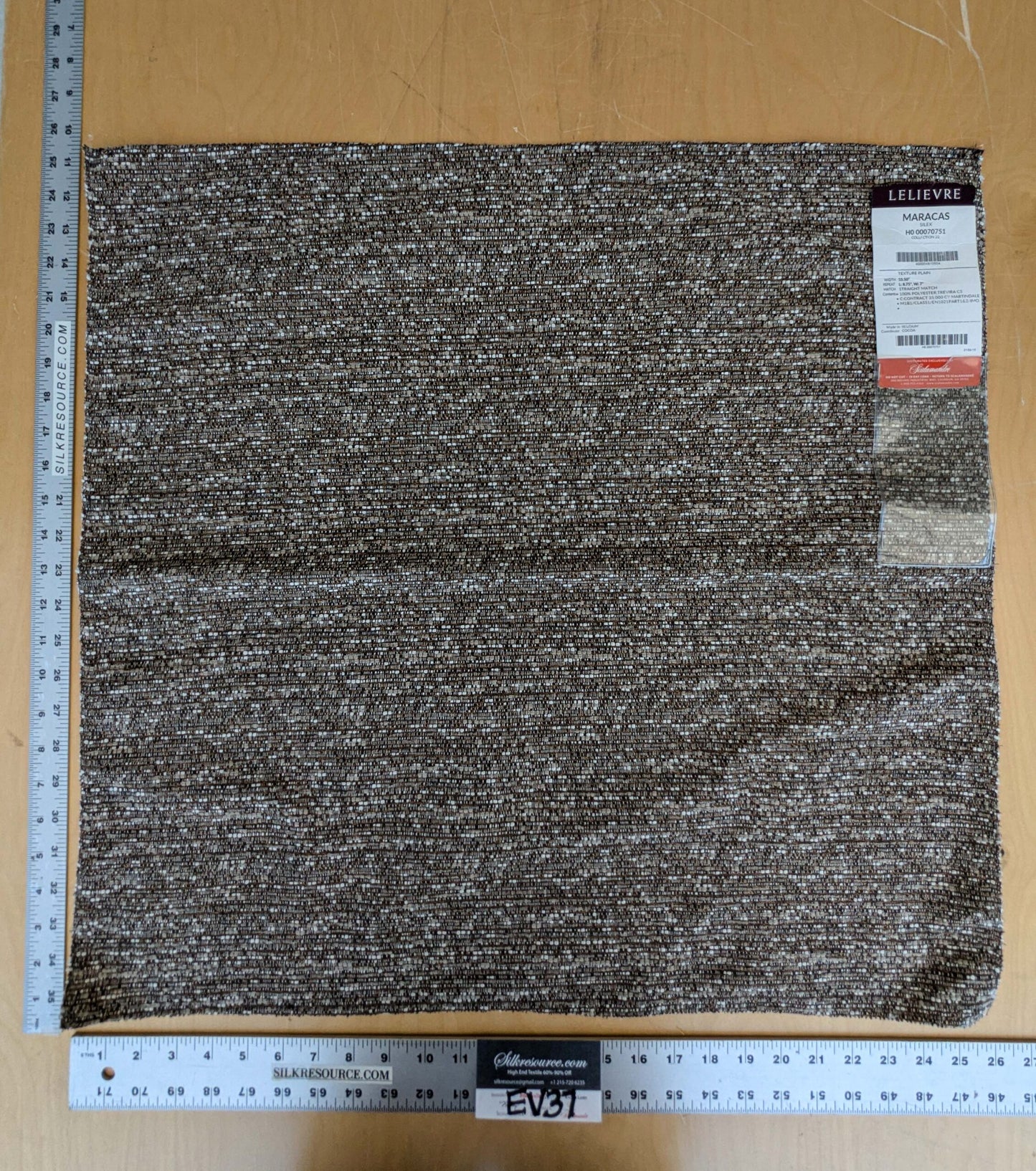 52 EV37 25" x 25" Lelievre Paris Maracas Silex Dark Gray Solid Texture Polyester