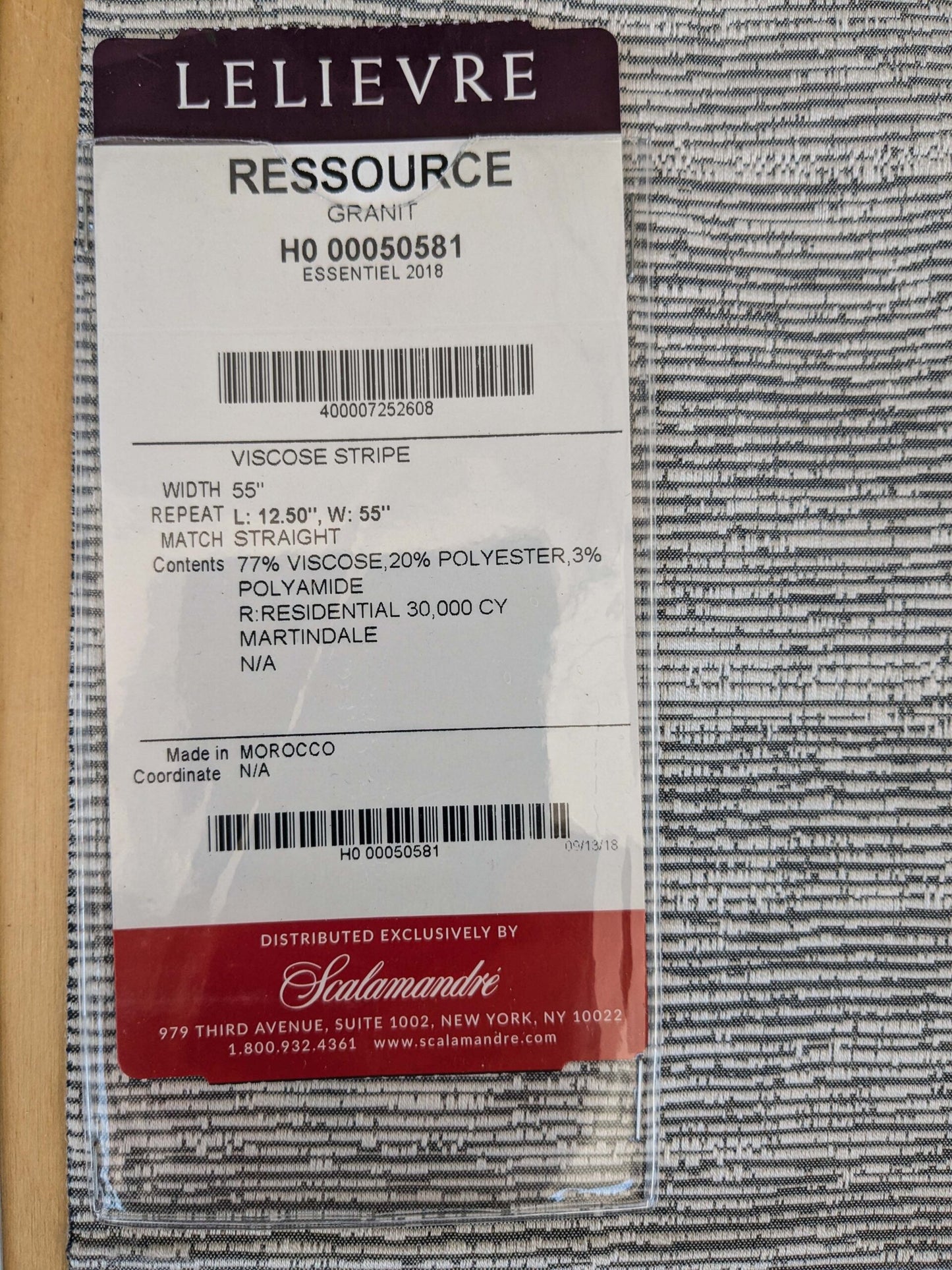 91 EV37 18" x 26" Lelievre Paris Ressource Granit Gray White Viscose Stripe