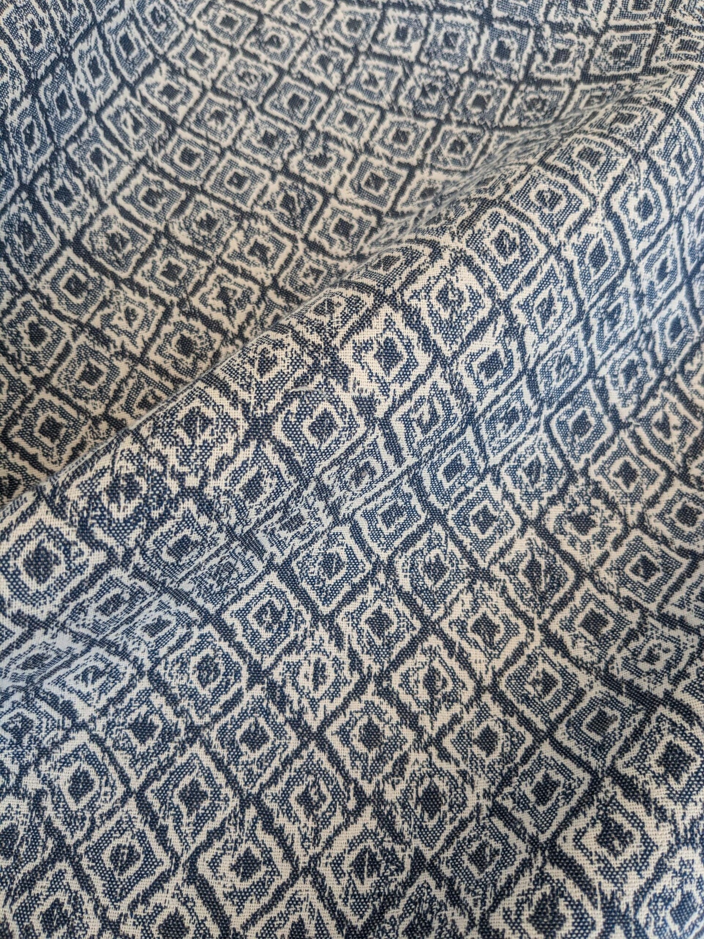 97 EV37 27" x 27" Scalamandre Java Denim Outdoor Blue White Diamond Small Scale Texture