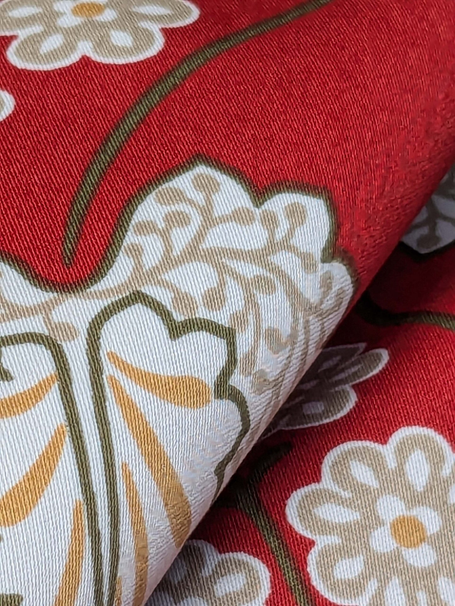 By Yd Scalamandre Winslett Red Brown White  Hand Printed in Italy MSRP$160/Y