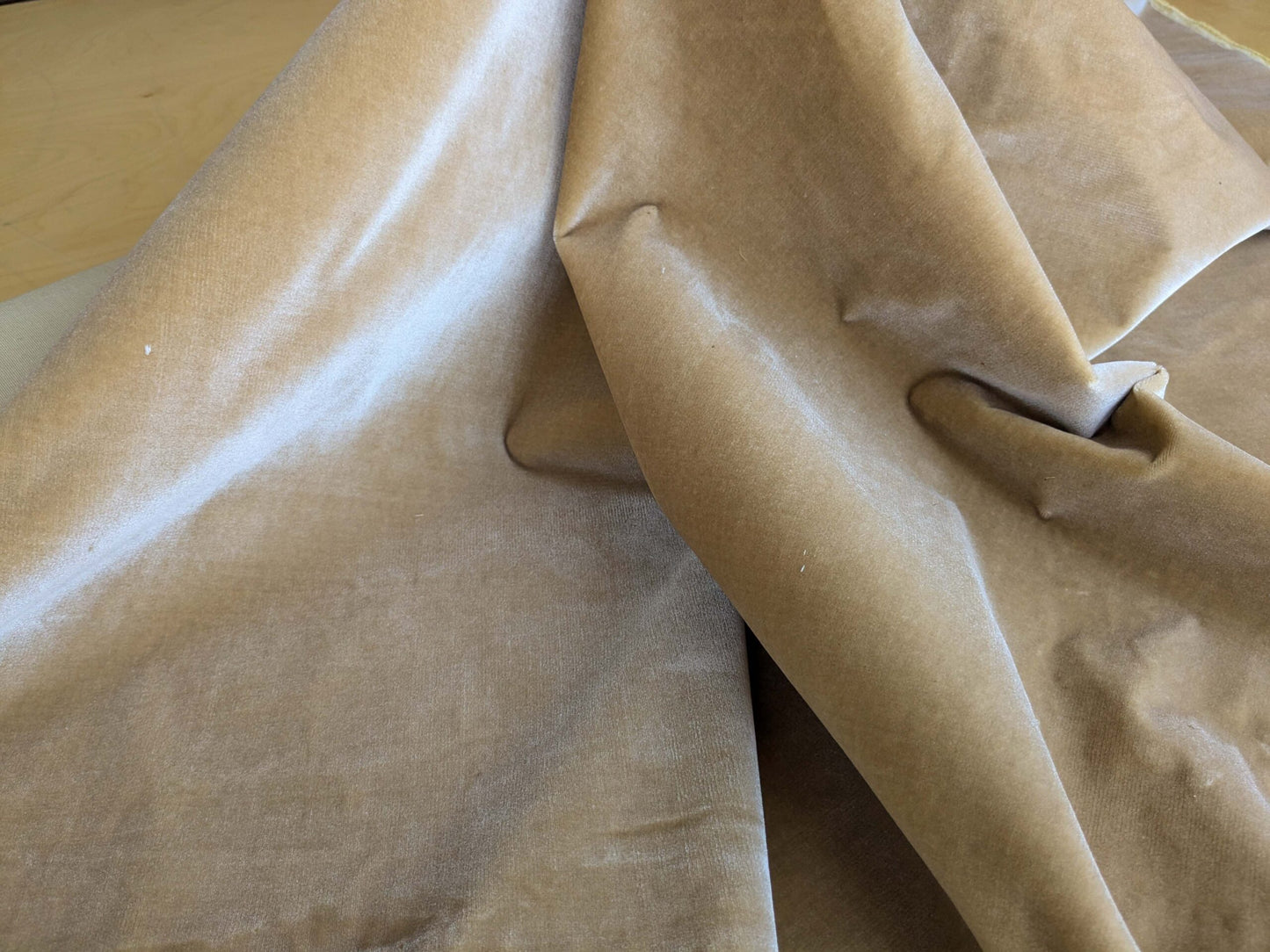 Queen's Silk Velvet Golden Moleskin Gold Brown Radiance Highest Quality Heavy 39,000+ martindale MSRP USD 728/Yard