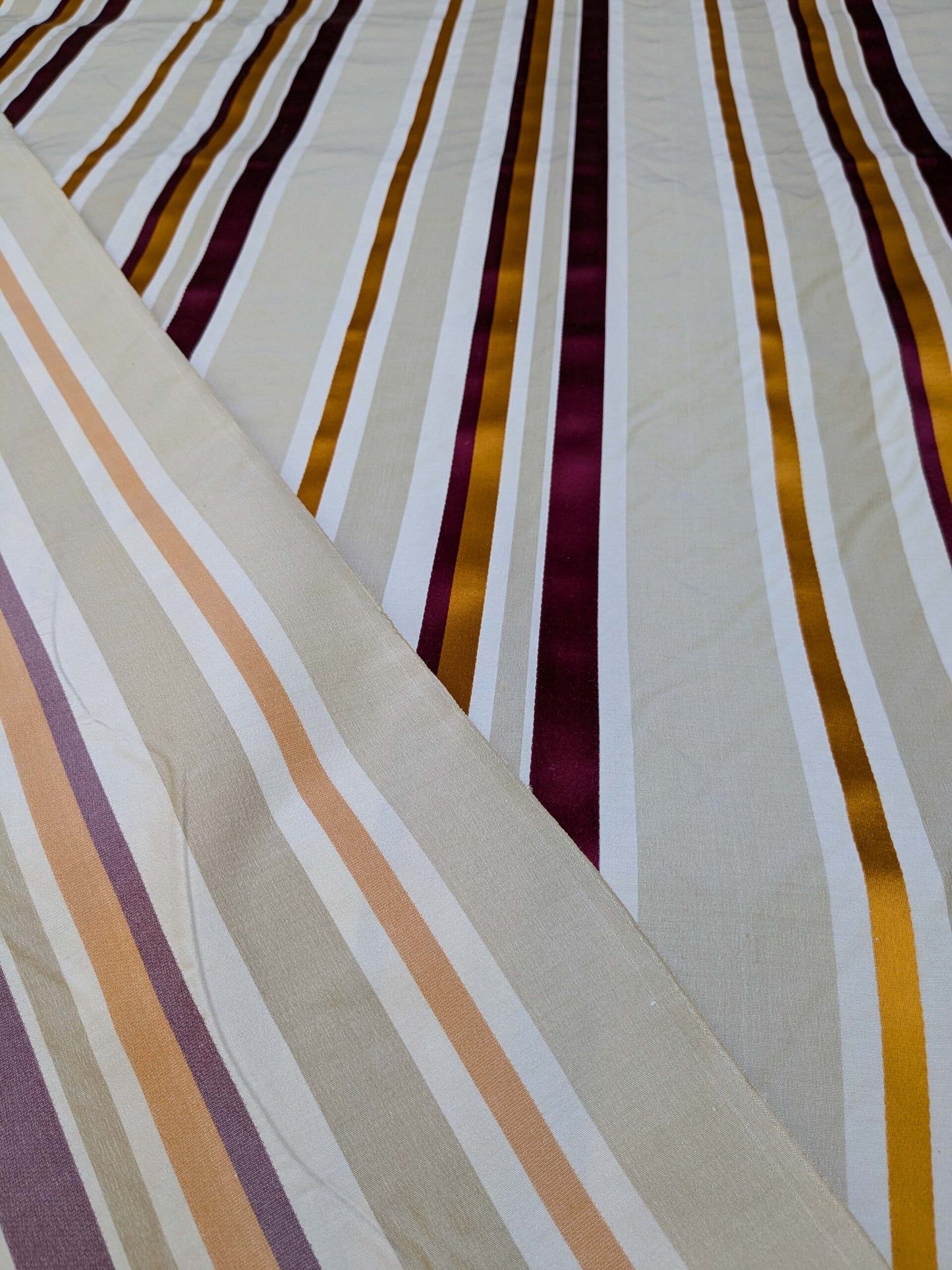 Scalamandre Tango Tangerine/Multi Orange Red Beige White Stripe MSRP USD 324/y