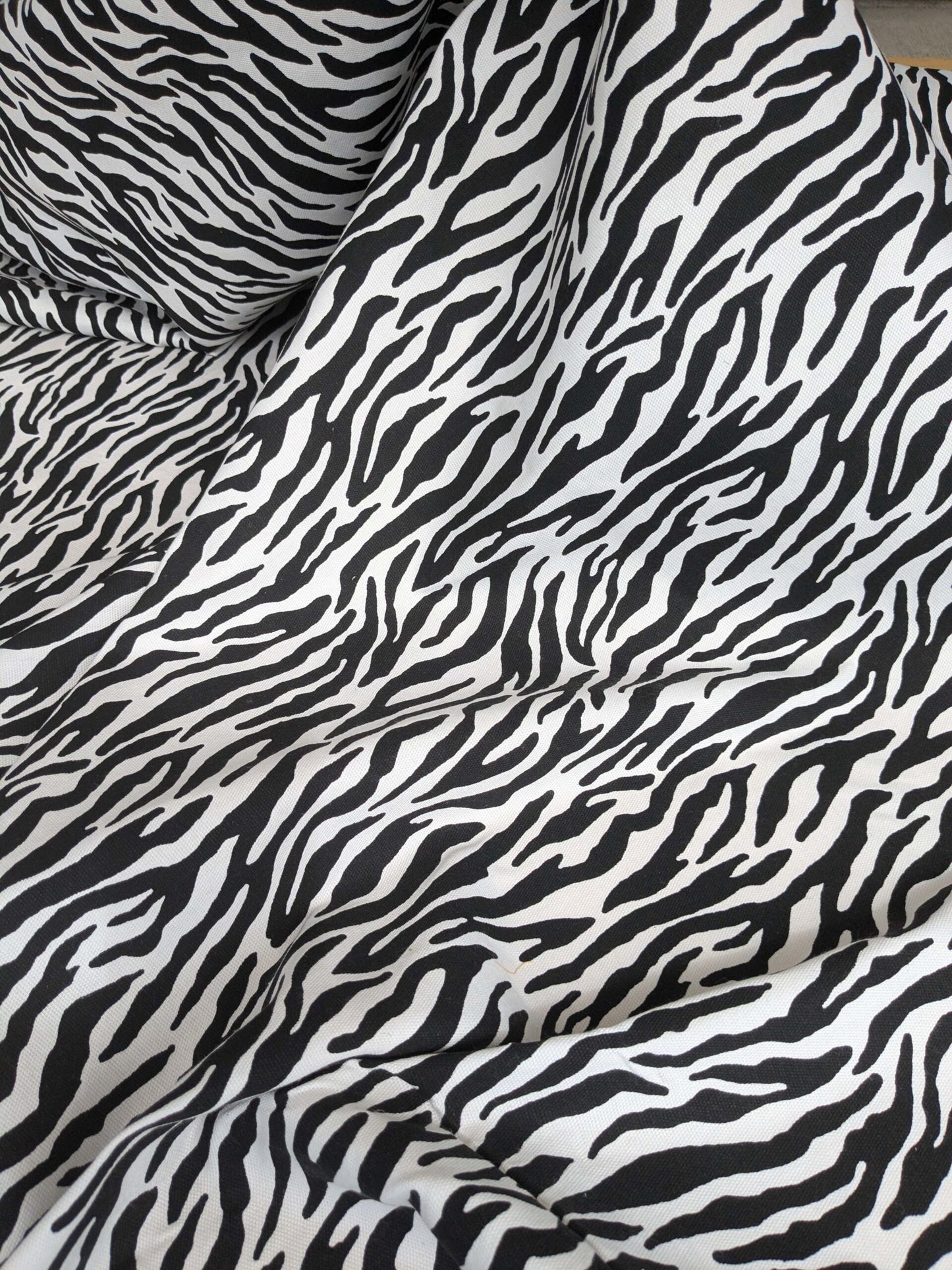 by yard Scalamandre Mill Creek Zebra Print Fabric Animals White Black Stripe Abstract