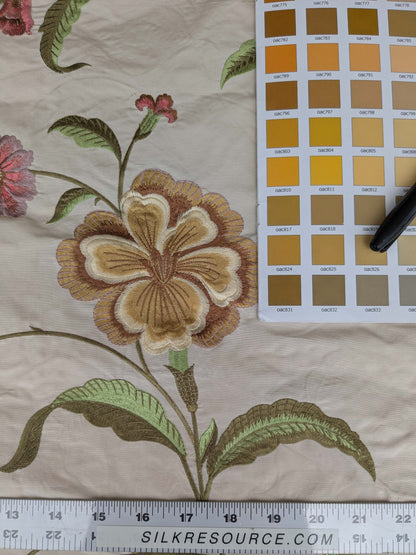 2.4y Scalamandre Floral Botanical Beige Green Pink French Court Historic Embroidery DEFECT!
