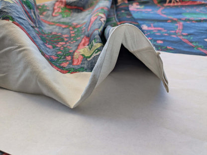 2.8y Scalamanndre Animals Figurative Tiger Botanical Red Green on Blue