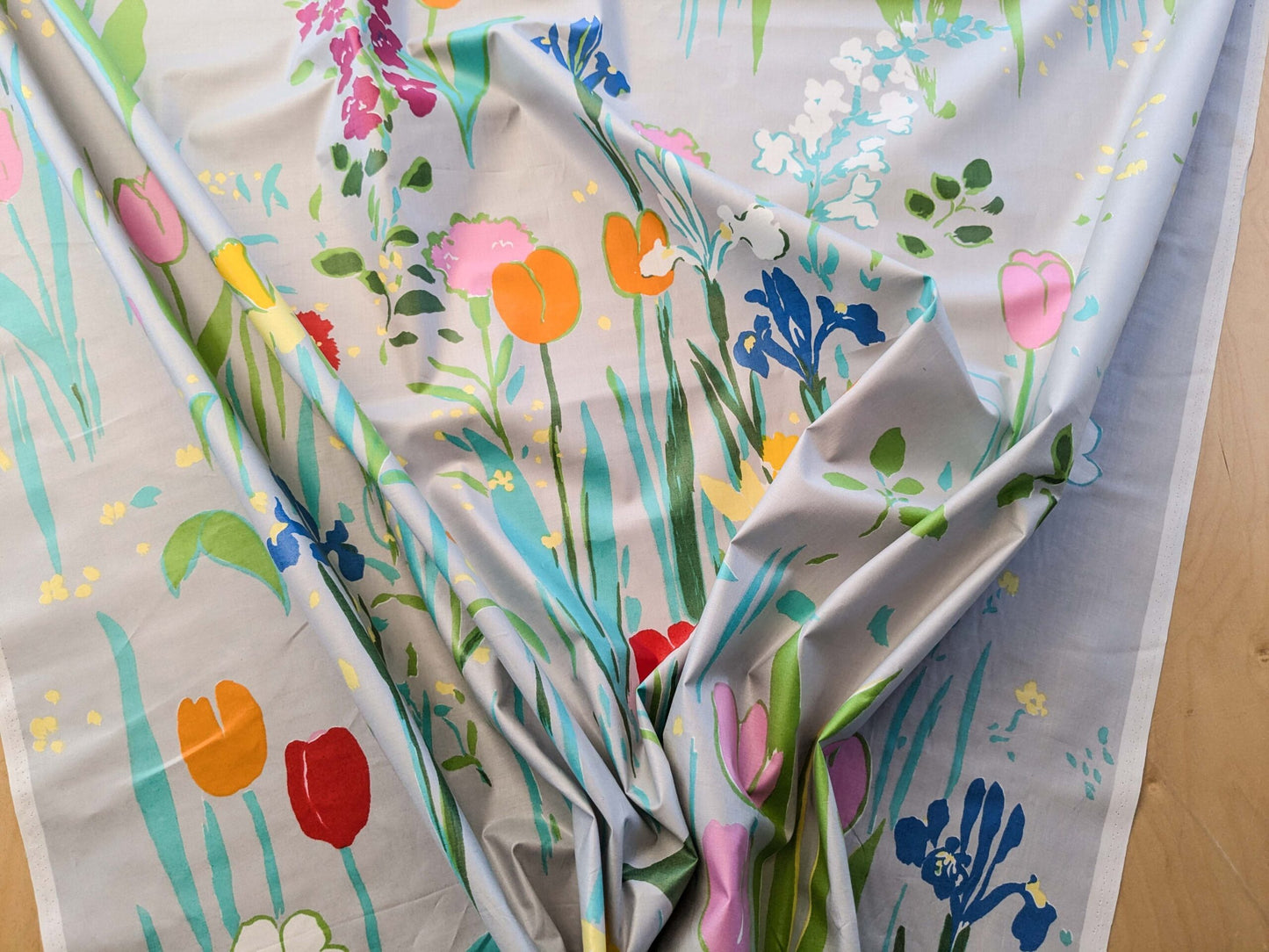 2 yards Scalamandre Flowers Art Deco Children Tulips on Gray