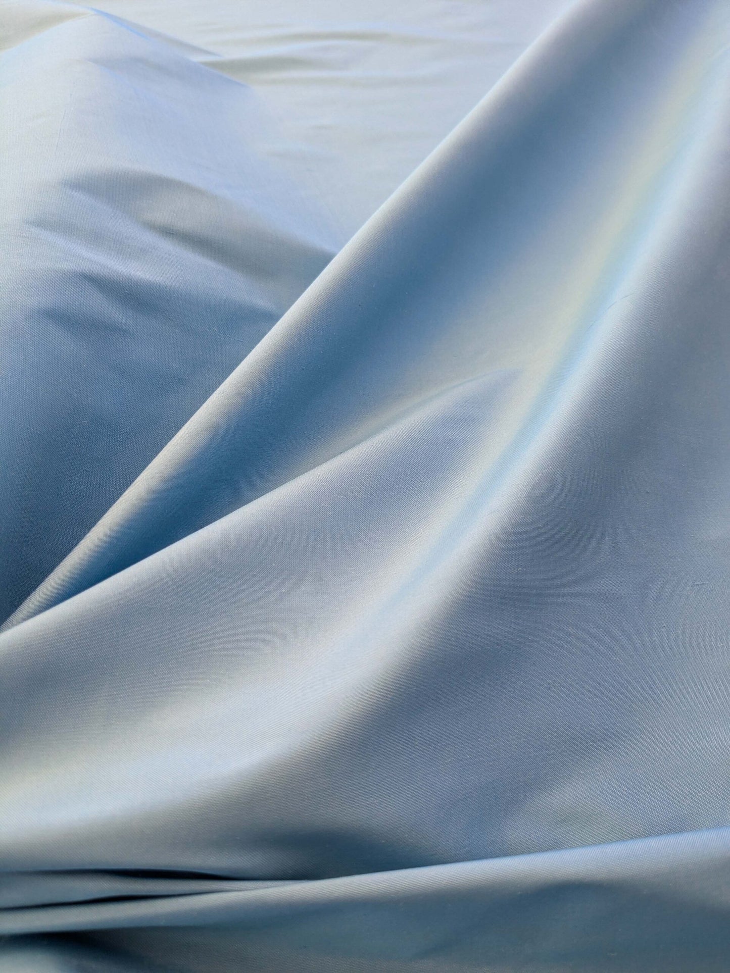 Bty Scalamandre Shangri-la Sky Light Silk Dupioni Light Blue MSRP USD 158Y