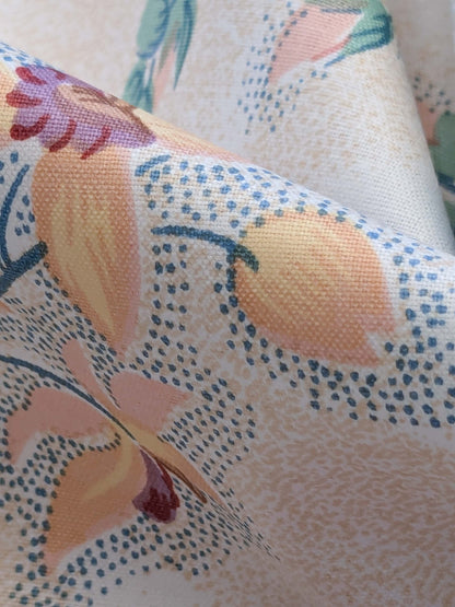 By yard Scalamandre Bouquet Marlyn Park Fh Multi/beige Cotton MSRP USD 188/y