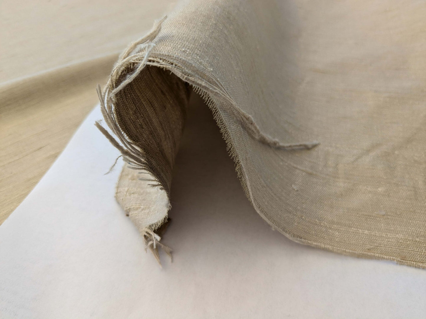 Scalamandre Vienne Texture Beige Silk Solid Texture MSRP USD 276/y