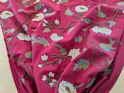 By yard Scalamandre Old World Weavers Floral Crewel Jaya Red Wool Chrysanthemum Embroidery On Cotton MSRP USD 216/Y