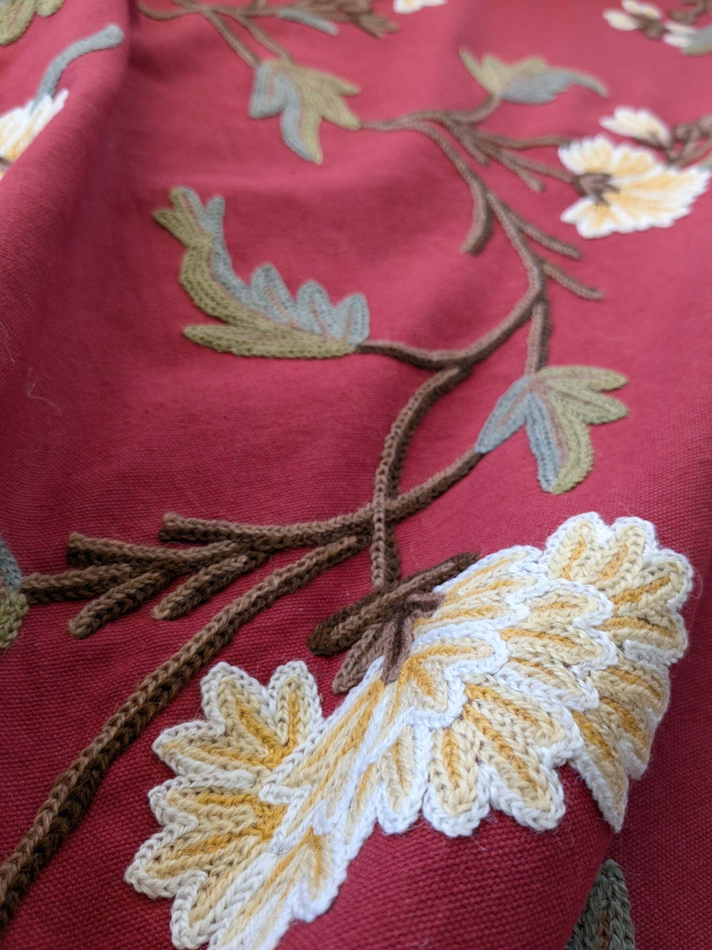 By yard Scalamandre Old World Weavers Floral Crewel Jaya Red Wool Chrysanthemum Embroidery On Cotton MSRP USD 216/Y