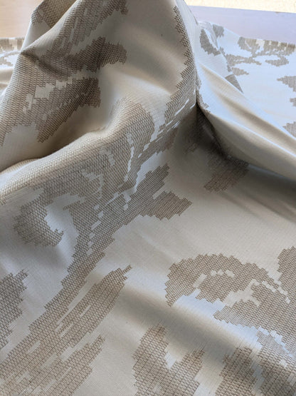 10 EV38 Lelievre Scalamandre Asuka Jacquards / Wovens Cream White Abstract Botanical 2.2y x 56"wide MSRP USD 688/Y