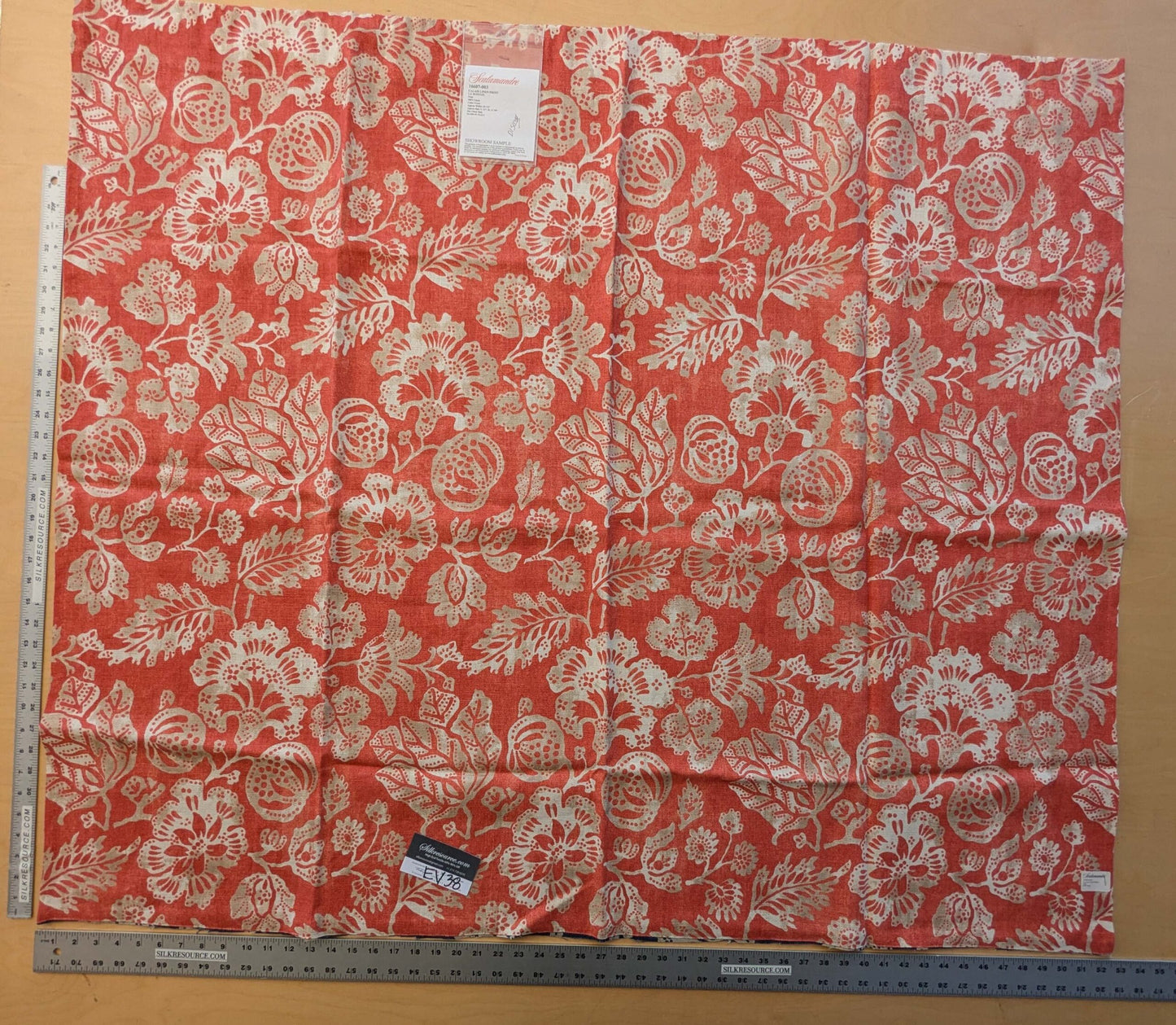 21 EV38 Scalamandre Calais Linen Print in Coral Pink Red Mediterrinan Pomegranite Block Print Heavy Linen MSRP USD300+/y 1.2y