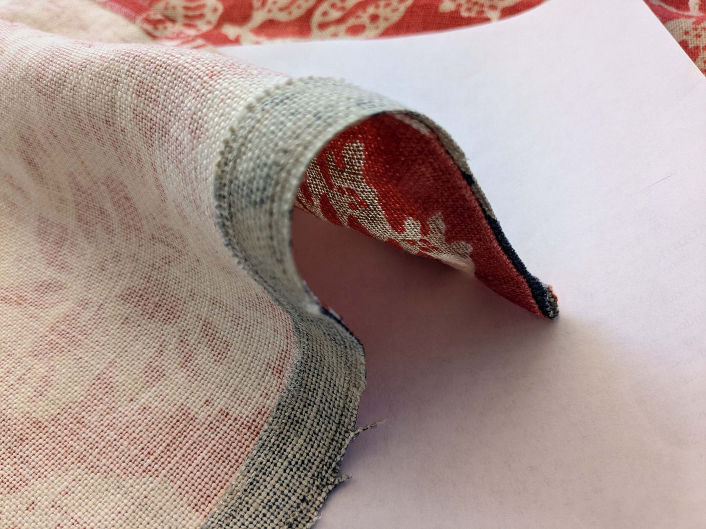 21 EV38 Scalamandre Calais Linen Print in Coral Pink Red Mediterrinan Pomegranite Block Print Heavy Linen MSRP USD300+/y 1.2y