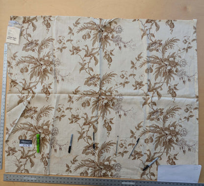 25 EV38 Scalamandre Bantry House Hand Printed Linen Brown Beige Floral 1.1y DEFECT