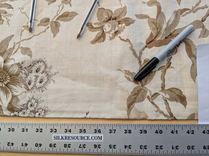 25 EV38 Scalamandre Bantry House Hand Printed Linen Brown Beige Floral 1.1y DEFECT