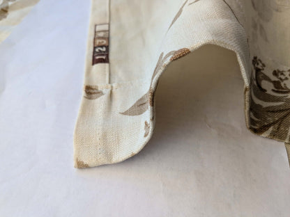 25 EV38 Scalamandre Bantry House Hand Printed Linen Brown Beige Floral 1.1y DEFECT