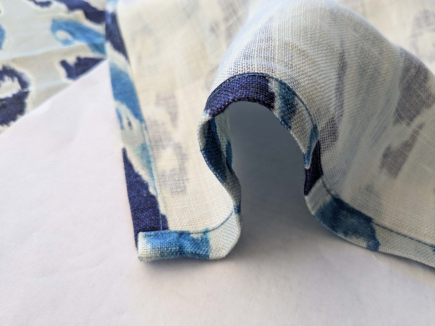 26 EV38 Scalamandre Moorea Island Indigo Blue Tan Linen Print 1.5yards x 53"