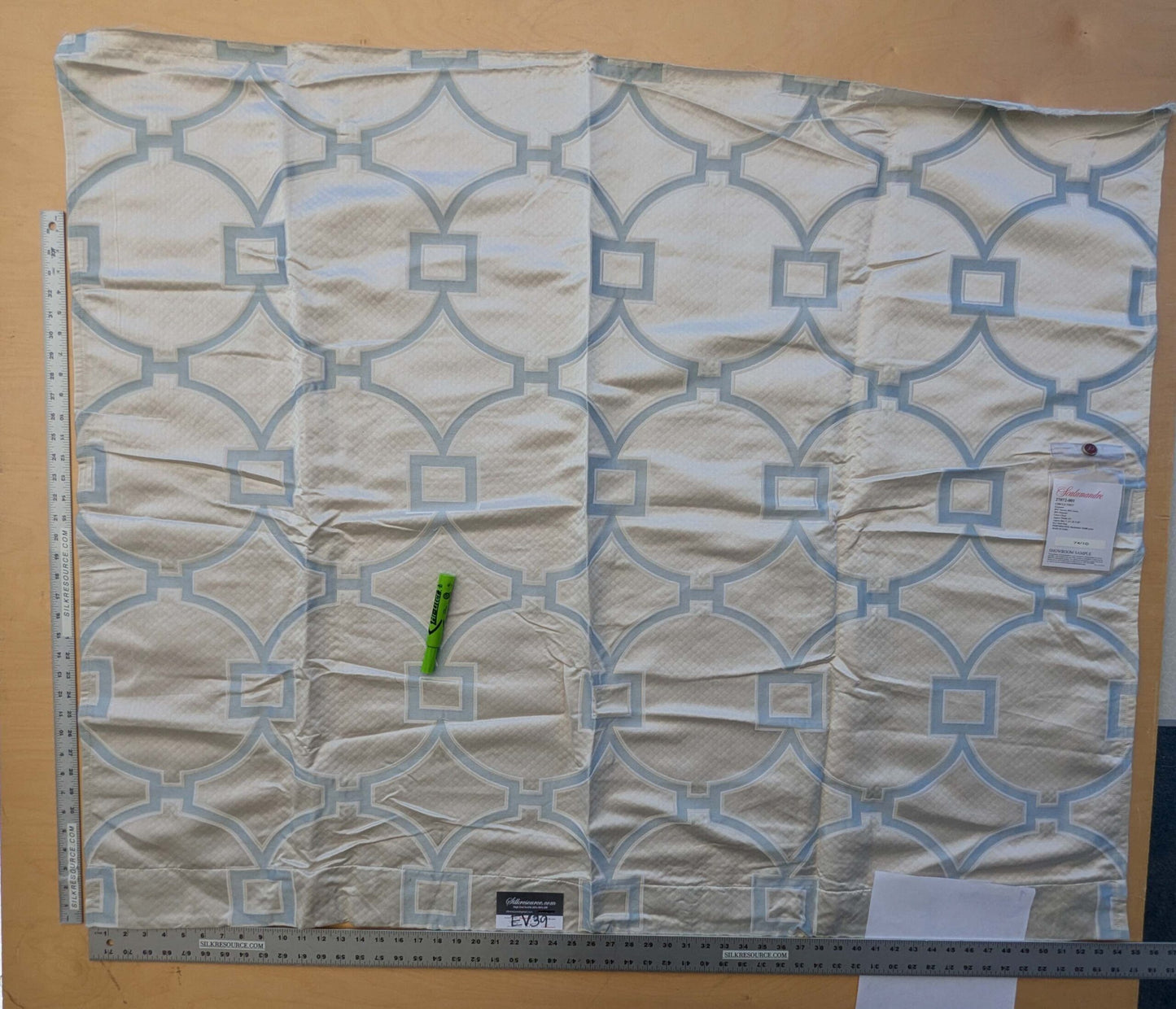 3 EV39 Scalamandre Circle Fret Cloud White Cream Jacquard Fretwork Lattice MSRP USD264/y 1.2y Minor Defect