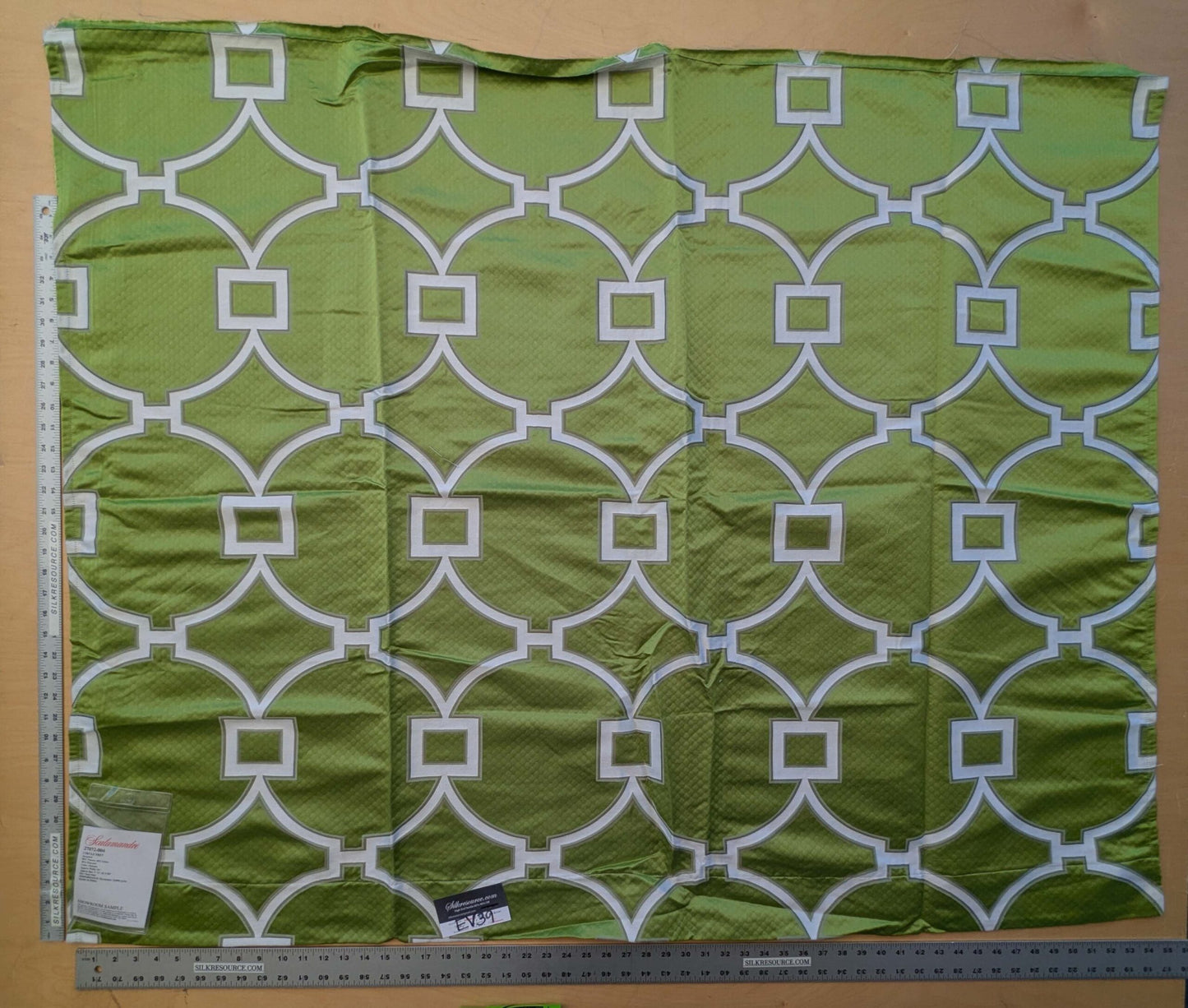 4 EV39 Scalamandre Circle Fret Absinthe Green Jacquard Fretwork Lattice MSRP USD264/y 1.2y