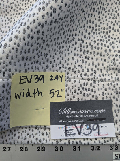8 EV39 2.4y Scalamandre STINGRAY FLAX Jacquard MSRP USD 218/y