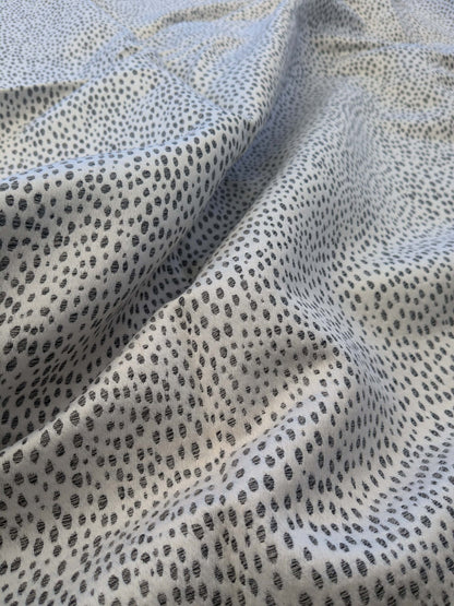 8 EV39 2.4y Scalamandre STINGRAY FLAX Jacquard MSRP USD 218/y