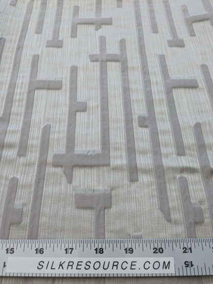 9 EV39 2.4y Scalamandre Tableau Glacier Gray Jacquard Geometric Graphic MSRP USD330/y